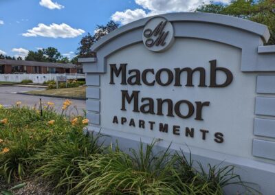 Macomb Manor Apartments Best Apartments for Rent in Roseville MI